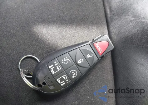 2016 Chrysler Town & Country Limited z USA, uszkodzony, nr VIN 2C4RC1JGXGR150259